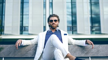 Mirror the elite: adopting the hair and beard styles of successful men