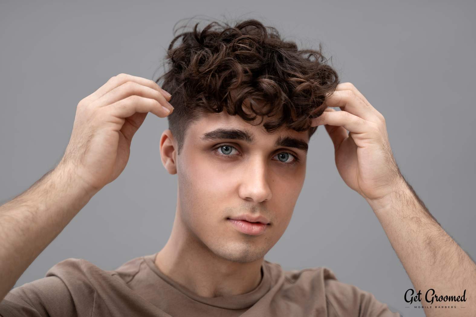 Amazon.com: BERON Men's Brown Short Wig Medium Style Wavy Bouncy Side Swept Fringe  Bang Hairstyle Wig Heat Resistant Synthetic Hair Wigs with Wig Cap Dark  Brown : Clothing, Shoes & Jewelry